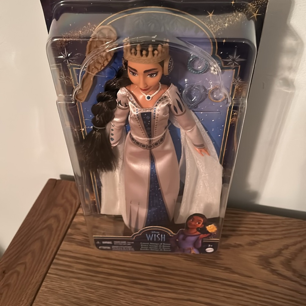 Disney wish. Queen Amaya of Rosas. New - Picture 2 of 4